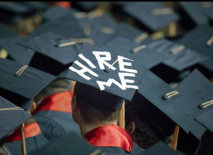 How to Get a Job as a Fresh Graduate Without Experience