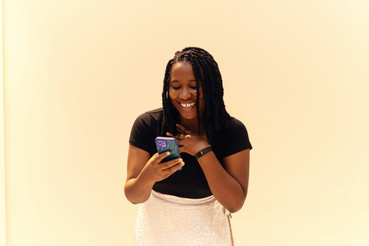 How to Use LinkedIn to Land Scholarships, Jobs, & Mentors