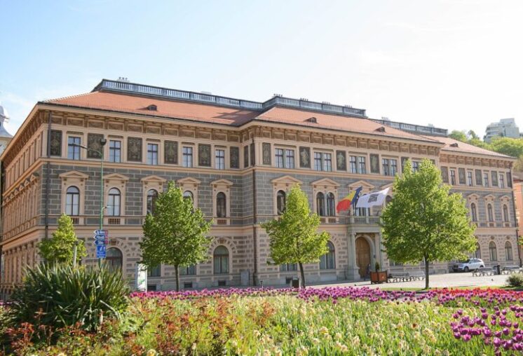 2026 Transilvania Academica Scholarships in Romania
